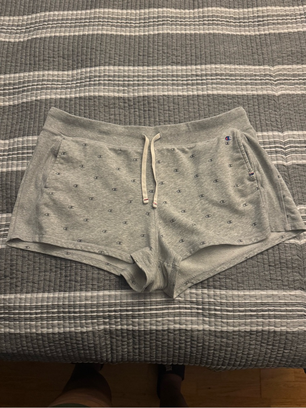 Champion Lightweight Sweat Shorts with Pockets
